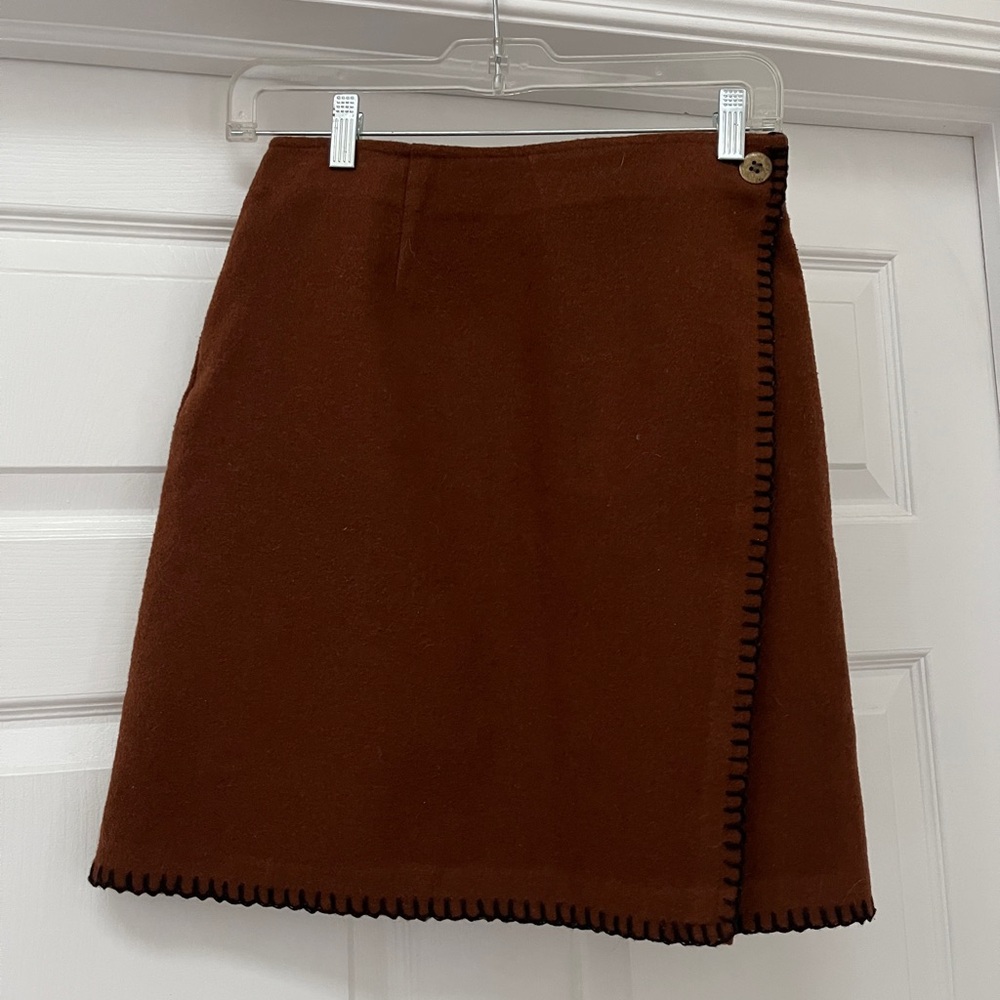 Smart set Collections Brown Wrap Skirt size 7